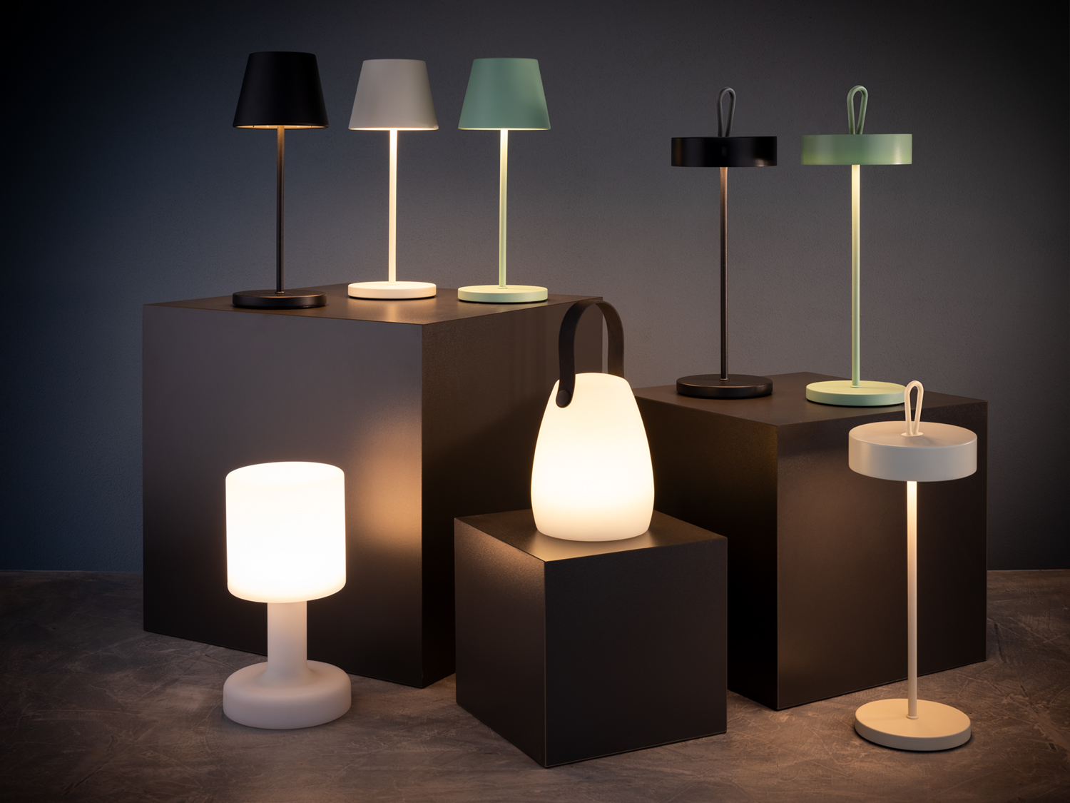 Tischleuchte MERLE, Metall, 1 x LED 2,0 W/ 270 lm, D: 11 cm, H: 30,5 cm, Farbe: mint