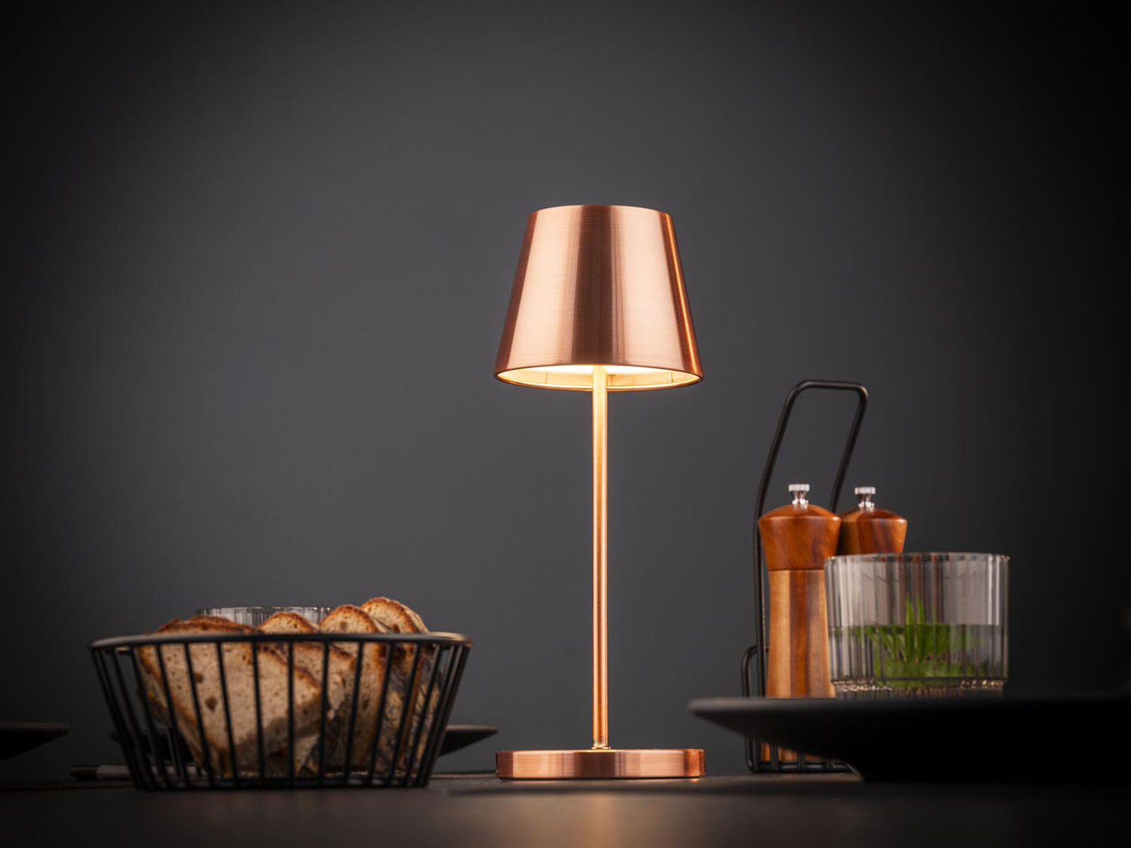 Tischleuchte MERLE, Metall, Farbe: kupferfarben, 1x LED 2,0 W / 270 lm, dimmbar in 3 Stufen, D: 11 cm, H: 30,5 cm