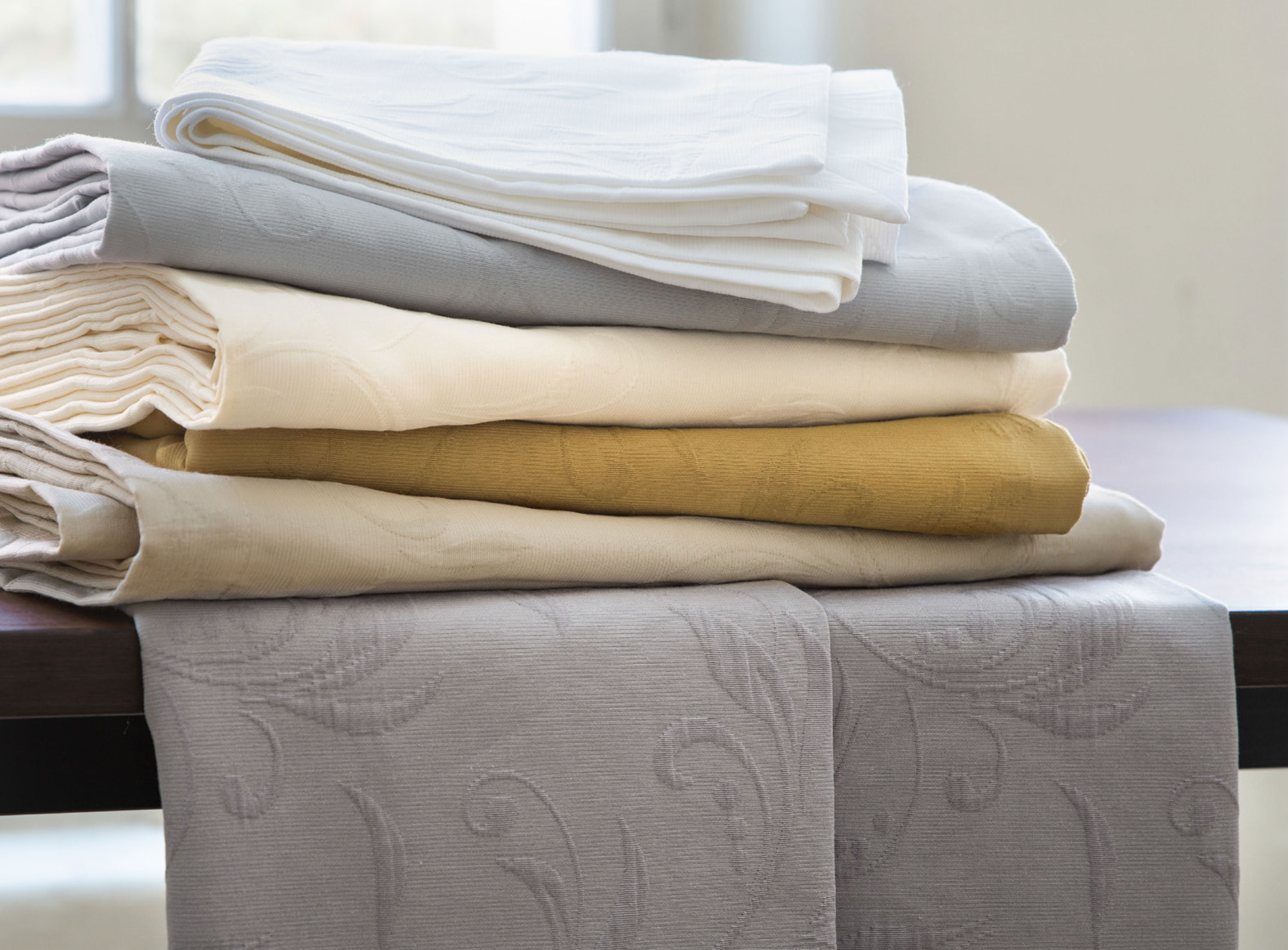 Tischdecke Scala-D - Edles Jacquarddessin