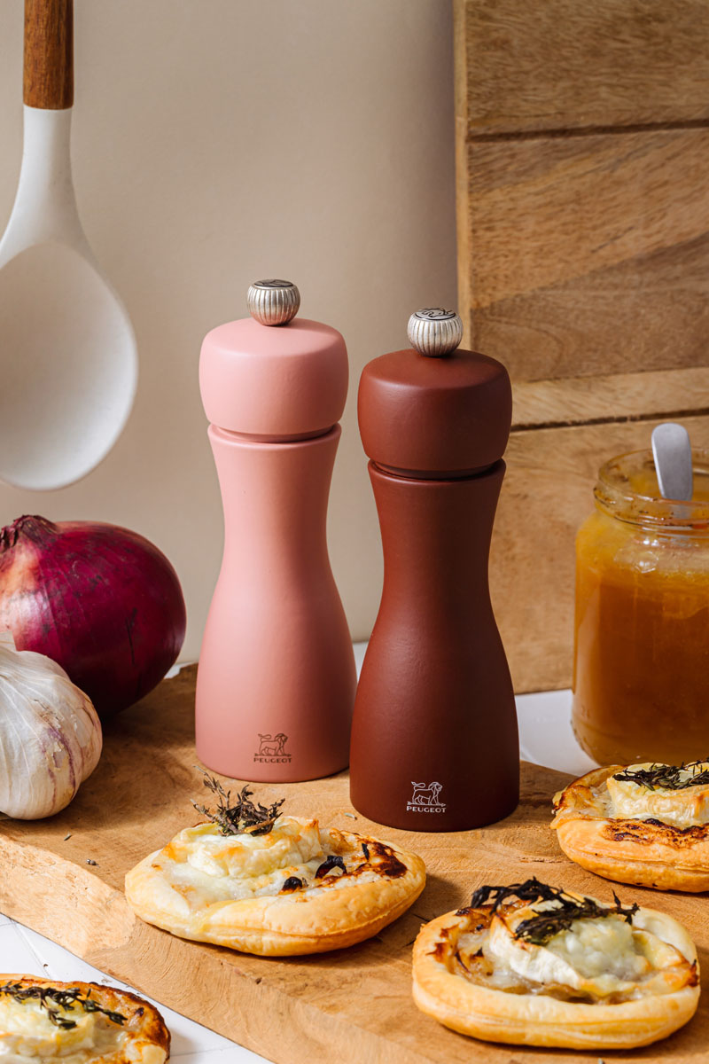 Peugeot : Tahiti Duo  - Pfeffer- und Salzmühle, manuelle Buchenholz-Mühle, Größe: 15 cm, Farbe: erde