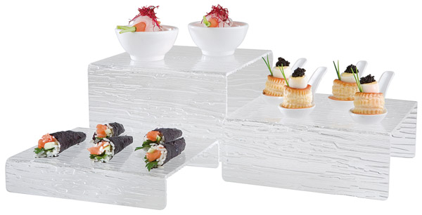 Stufen-Display 20 x 18/ 20/ 22 cm, H: 4/ 8/ 12 cm, 3er-Set, Acrylglas