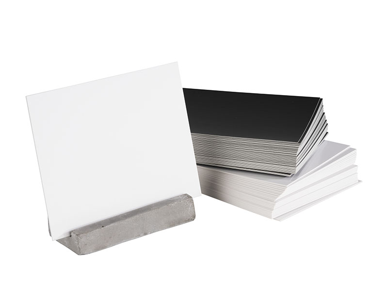 Kartenhalter, 2er Set, Beton, mit 15 schwarzen u. 15 weissen Karten, B x L: 8 x 3,5 cm, H: 6 cm