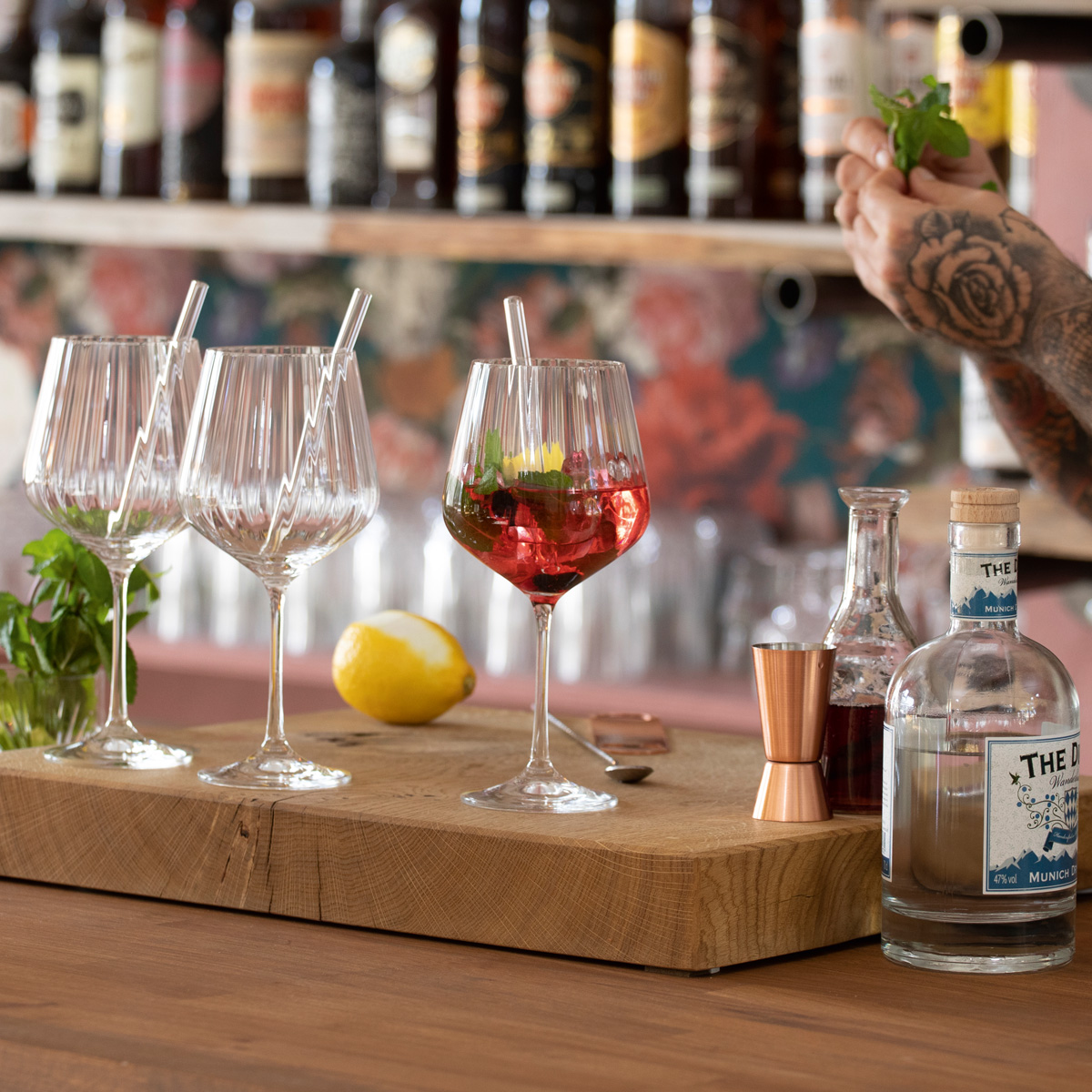 Gin & Tonic Celebration Nr. 46, Inhalt: 640 ml, D: 105 mm, H: 222 mm