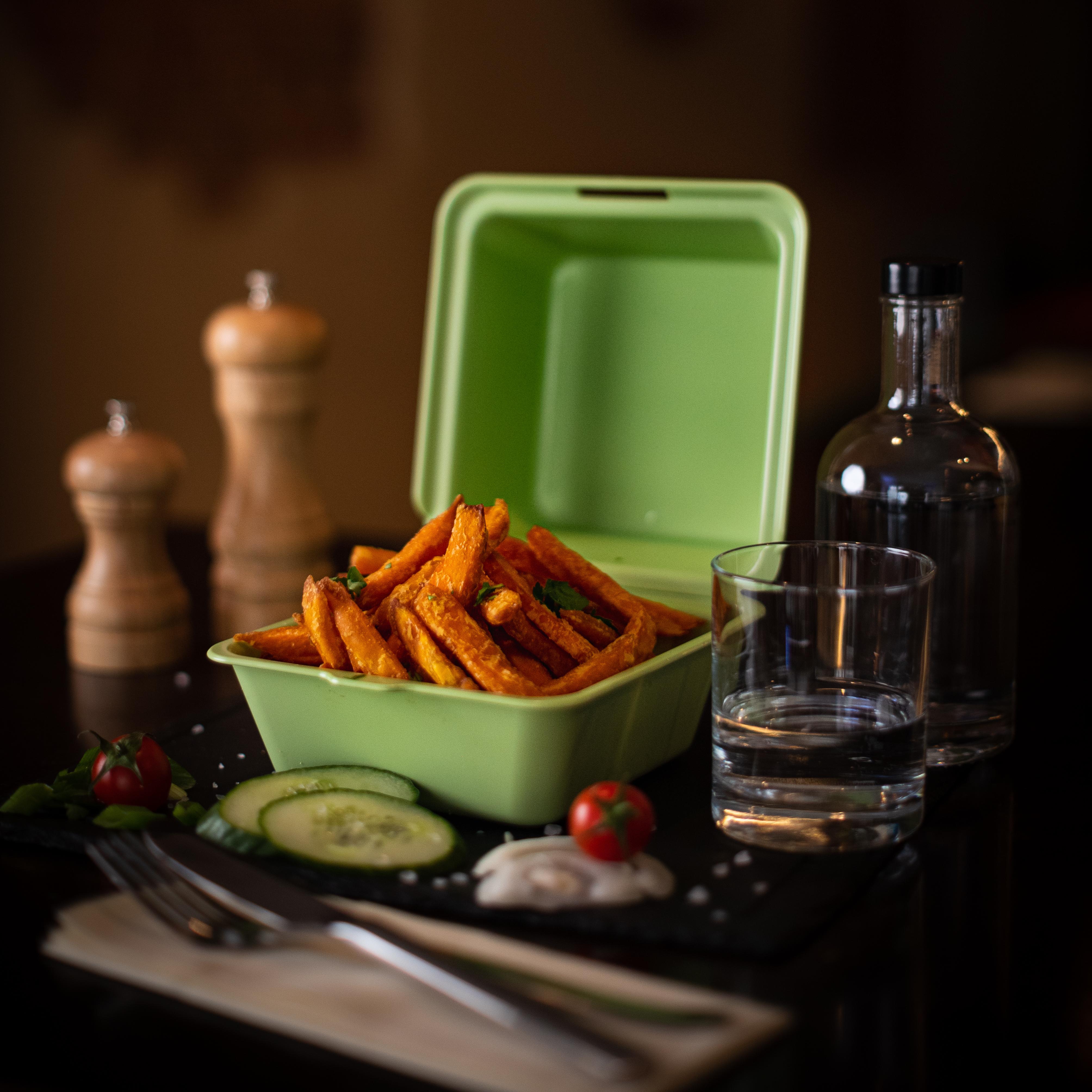 Burgerbox ToGo, 1 Luftschlitz, Polypropylen, schwarz, 15,7 x 15,7 x 8,4 cm/  0,7 ltr