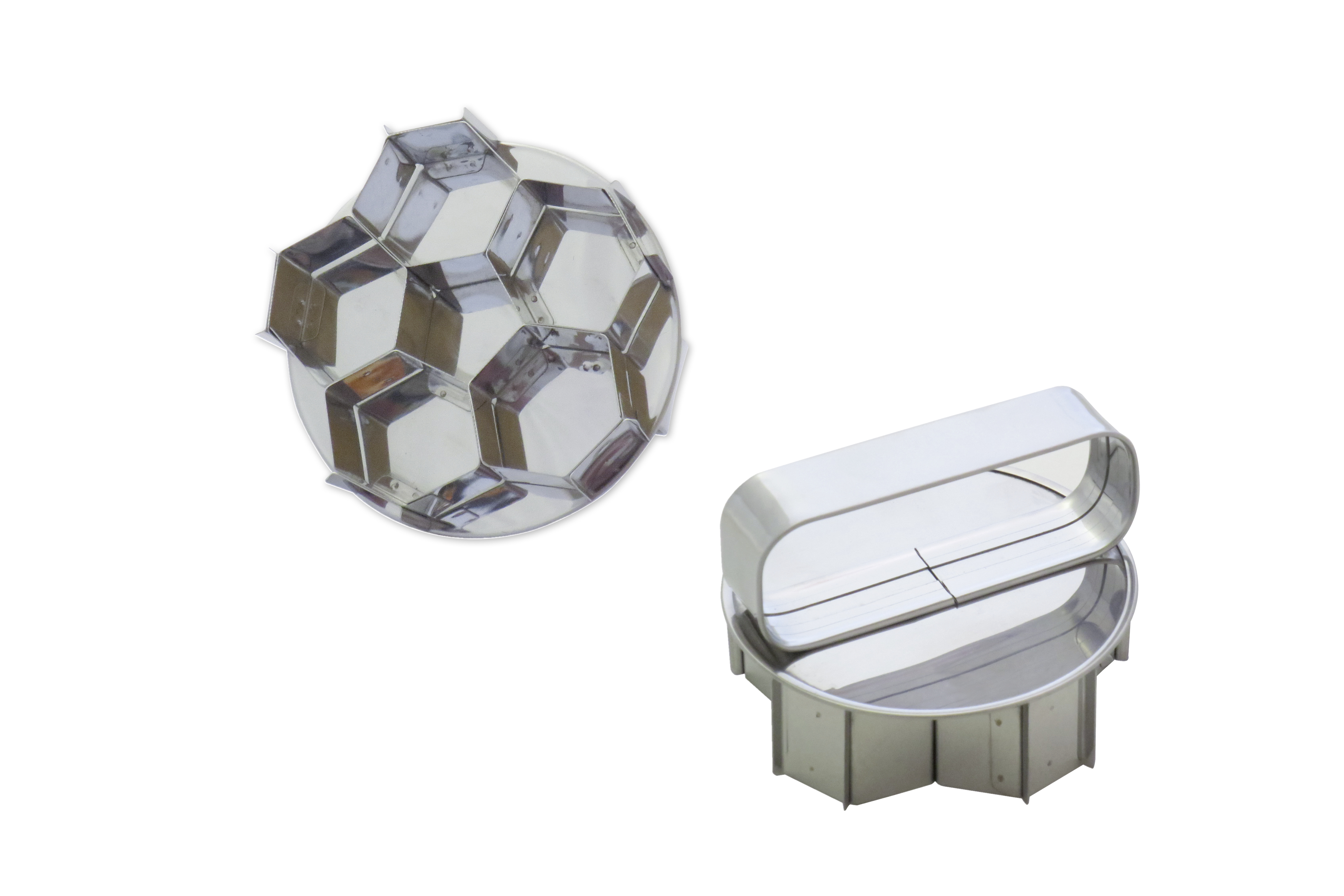 Brötchendrücker aus Edelstahl, Fussballmotiv, D: 80 mm, 5 Sechsecke 1 Fünfeck