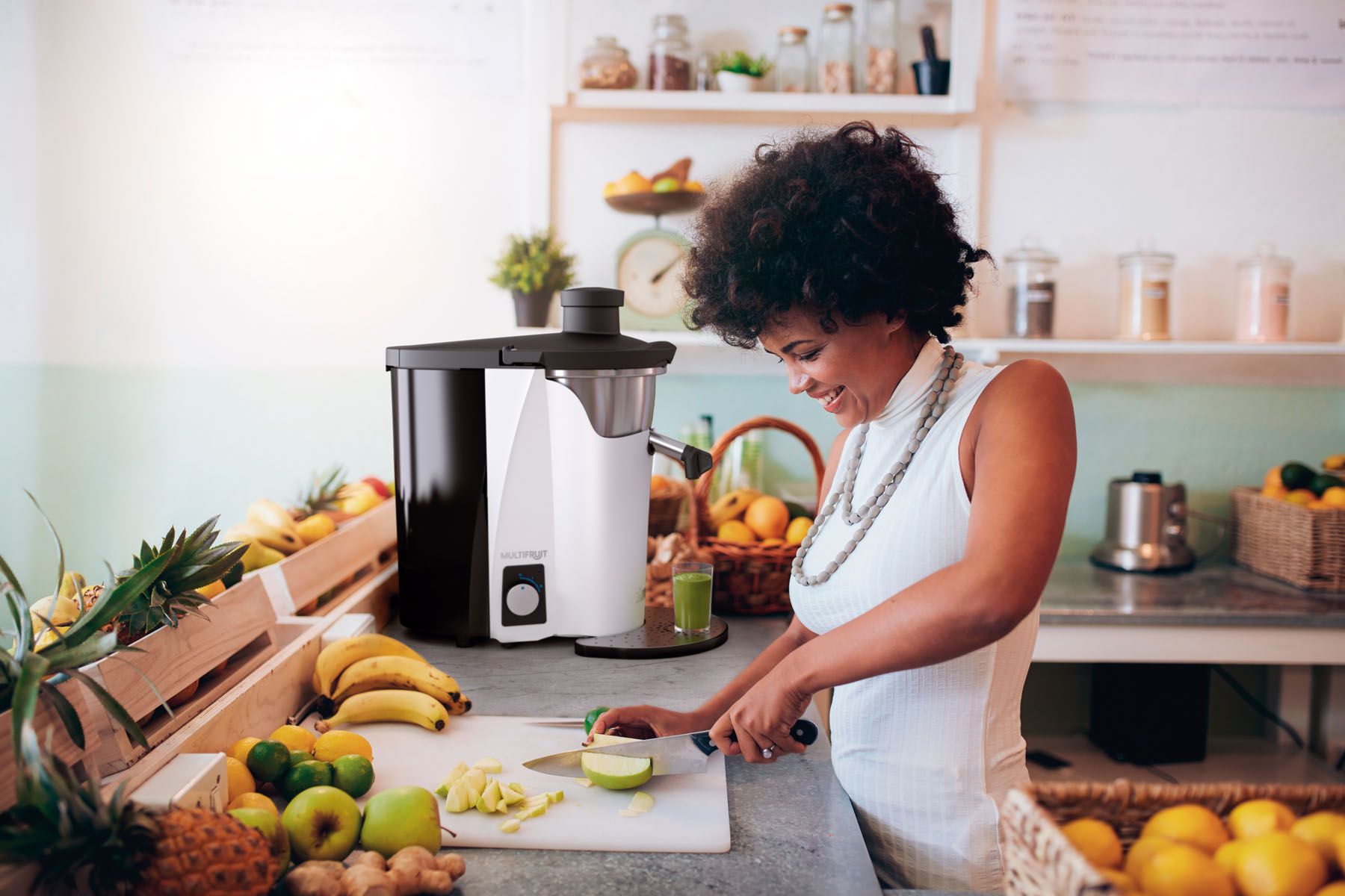 ZUMEX - MULTIFRUIT, Entsafter für Obst u. Gemüse max. D: 7,4 cm, 290 x 500 x 510 mm, Farbe: Black