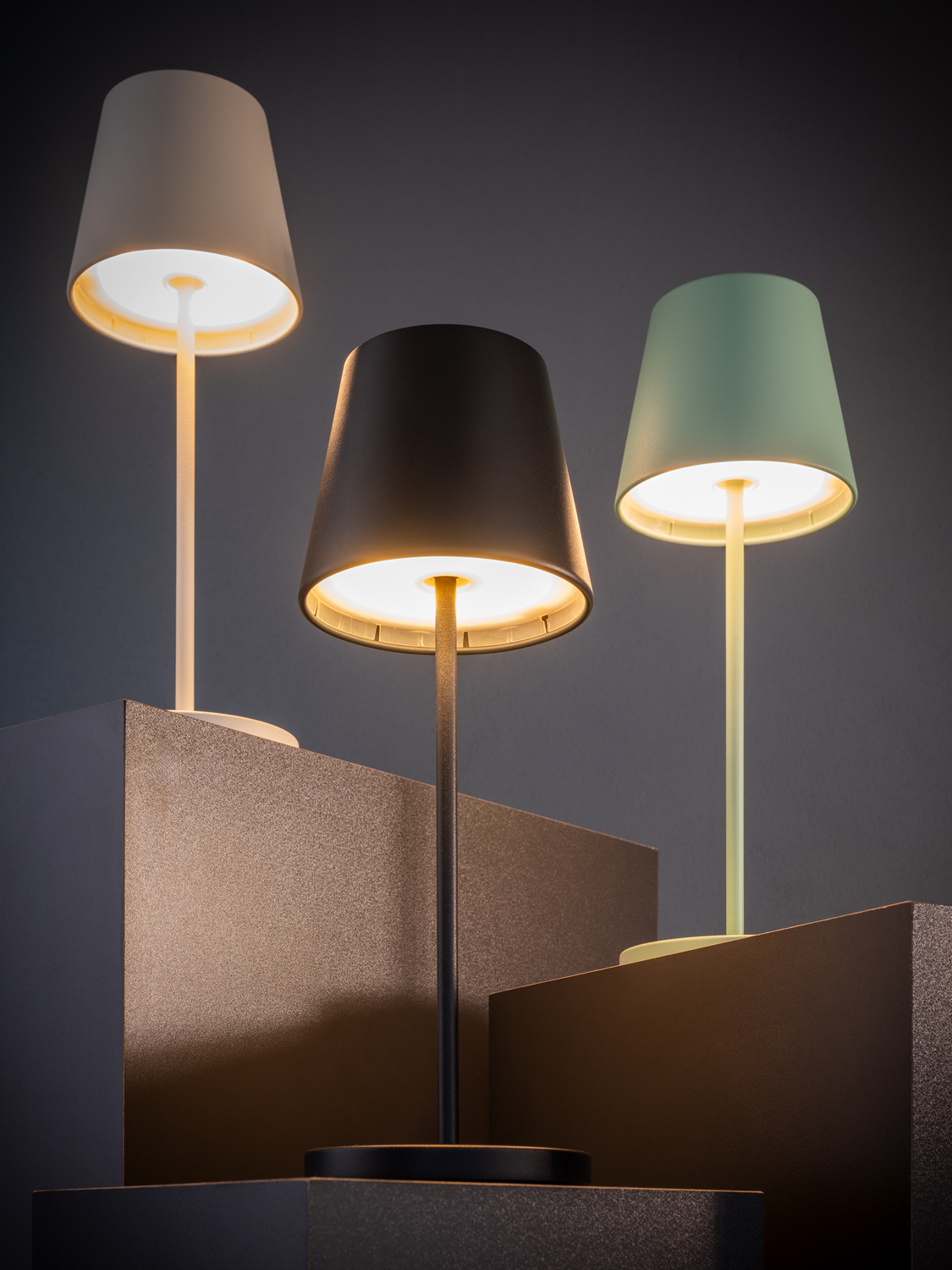 Tischleuchte MERLE, Metall, 1 x LED 2,0 W/ 270 lm, D: 11 cm, H: 30,5 cm, Farbe: mint