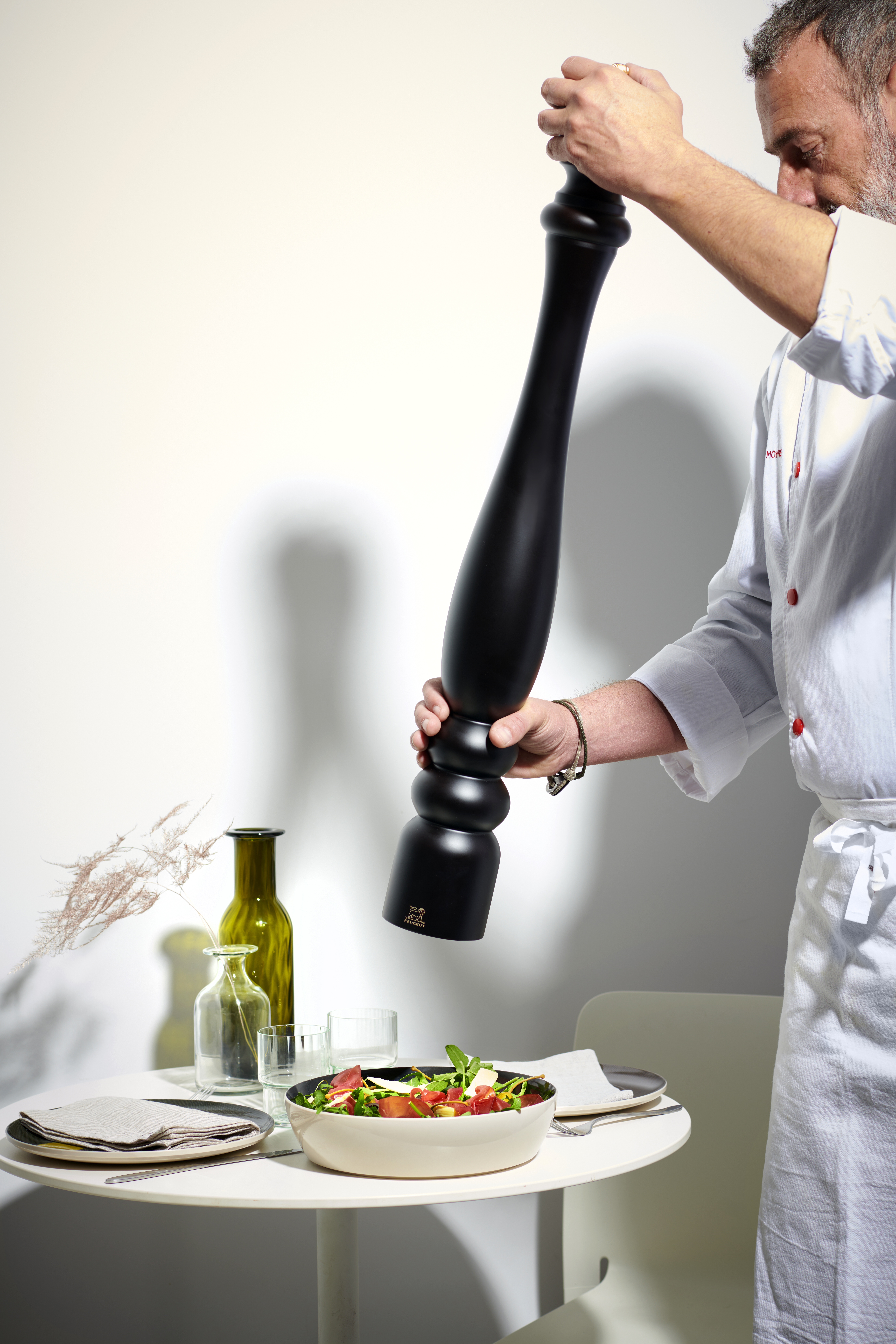 Peugeot : Paris - Pfeffermühle, manuelle Buchenholz-Mühle, Größe: 80 cm, Farbe: schokolade