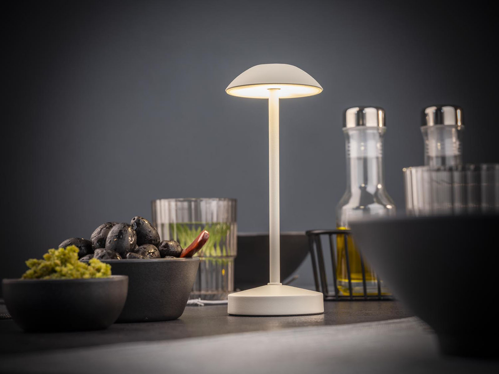 Tischleuchte ALVA, Metall, Farbe: whisper white, 1x LED 1,0 W / 100 lm, dimmbar in 3 Stufen, D: 8 cm, H: 20 cm