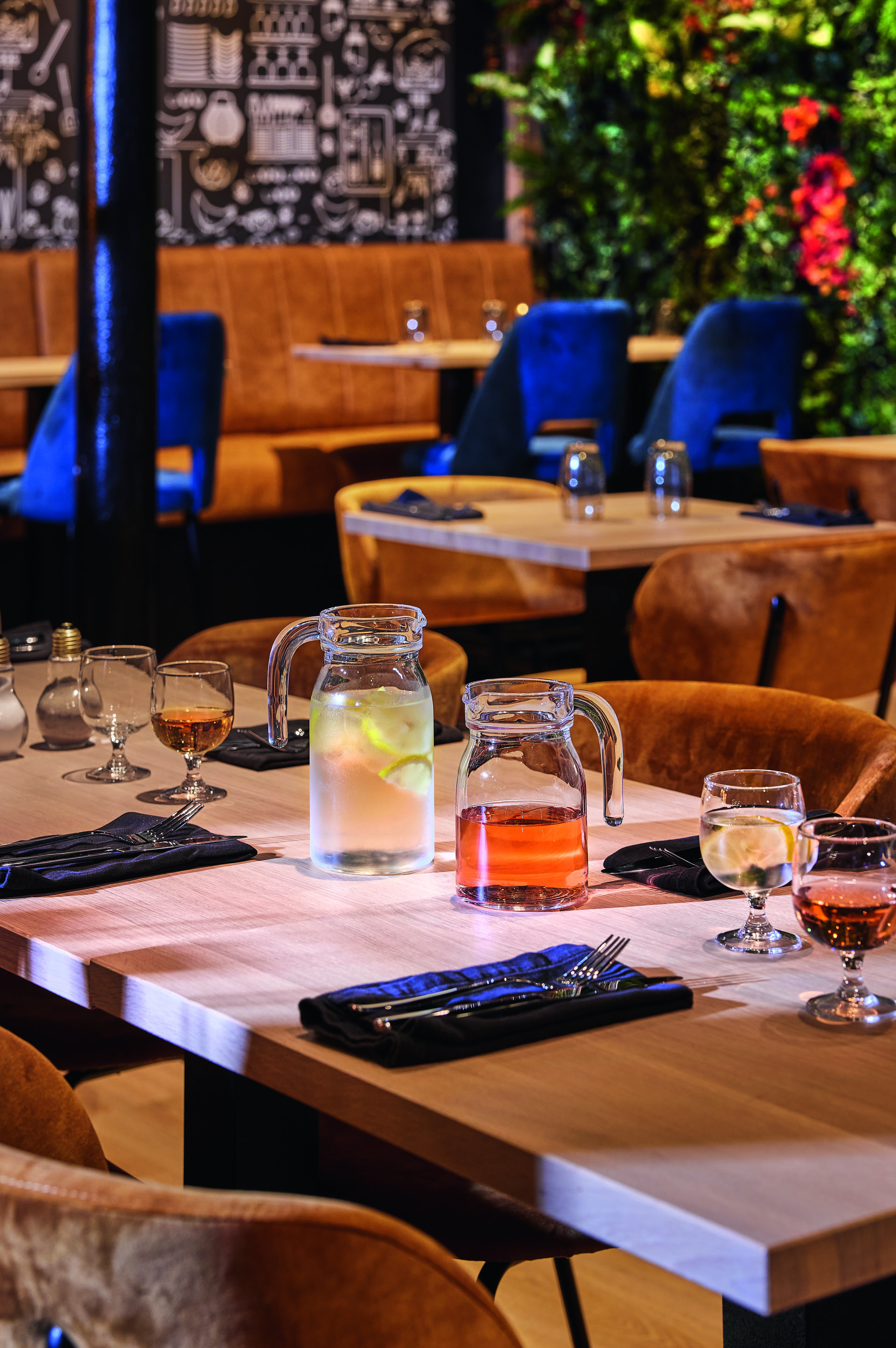 Kühlschrankkrug Spring m. Glasdeckel 100 cl, I: 1000 ml, H: 230 mm, D: 135 x 95 mm