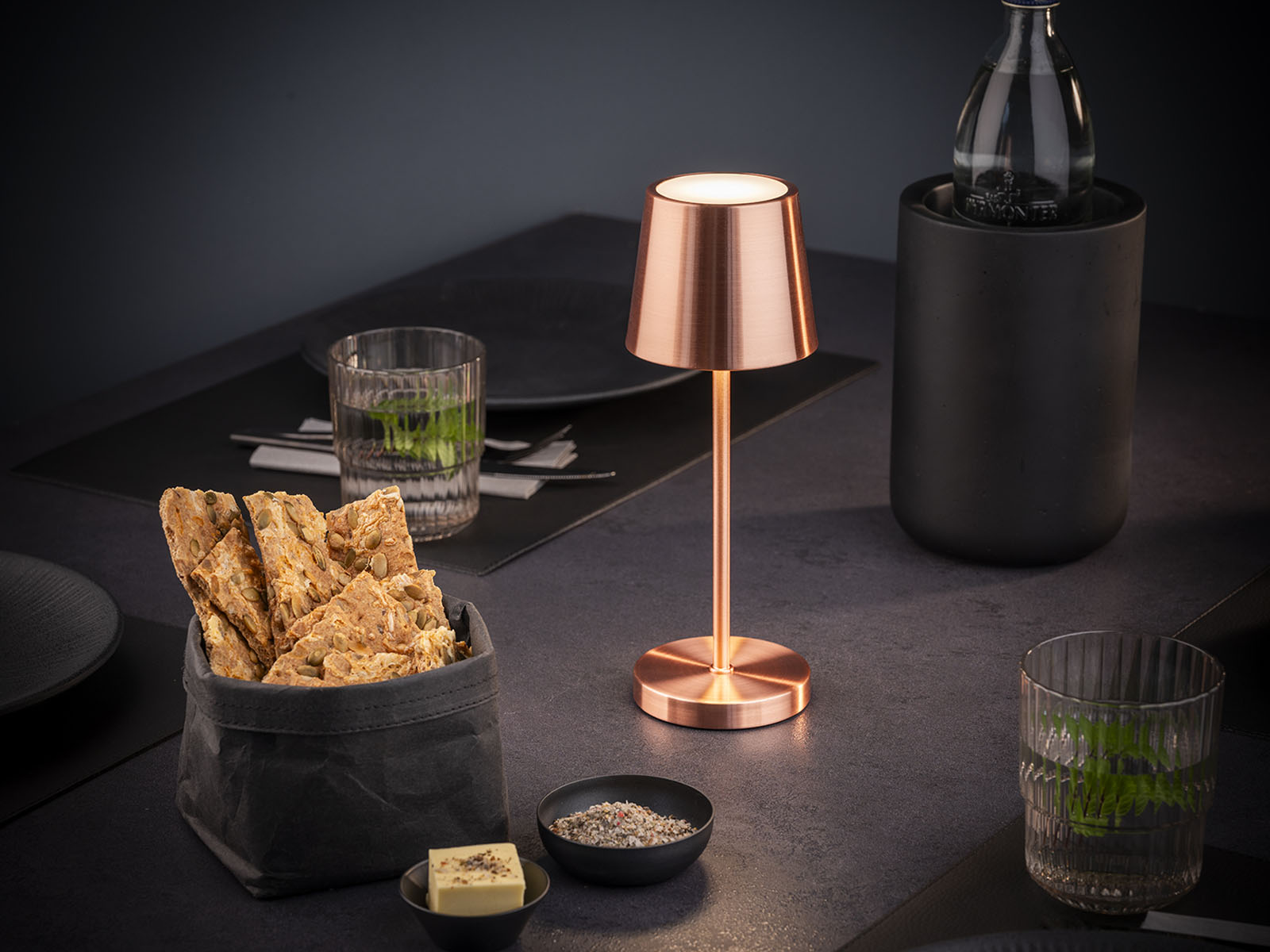 Tischleuchte MERLE MINI, Metall, Farbe: kupfer, 1x LED 1,0 W / 100 lm, dimmbar in 3 Stufen, D: 9 cm, H: 25 cm