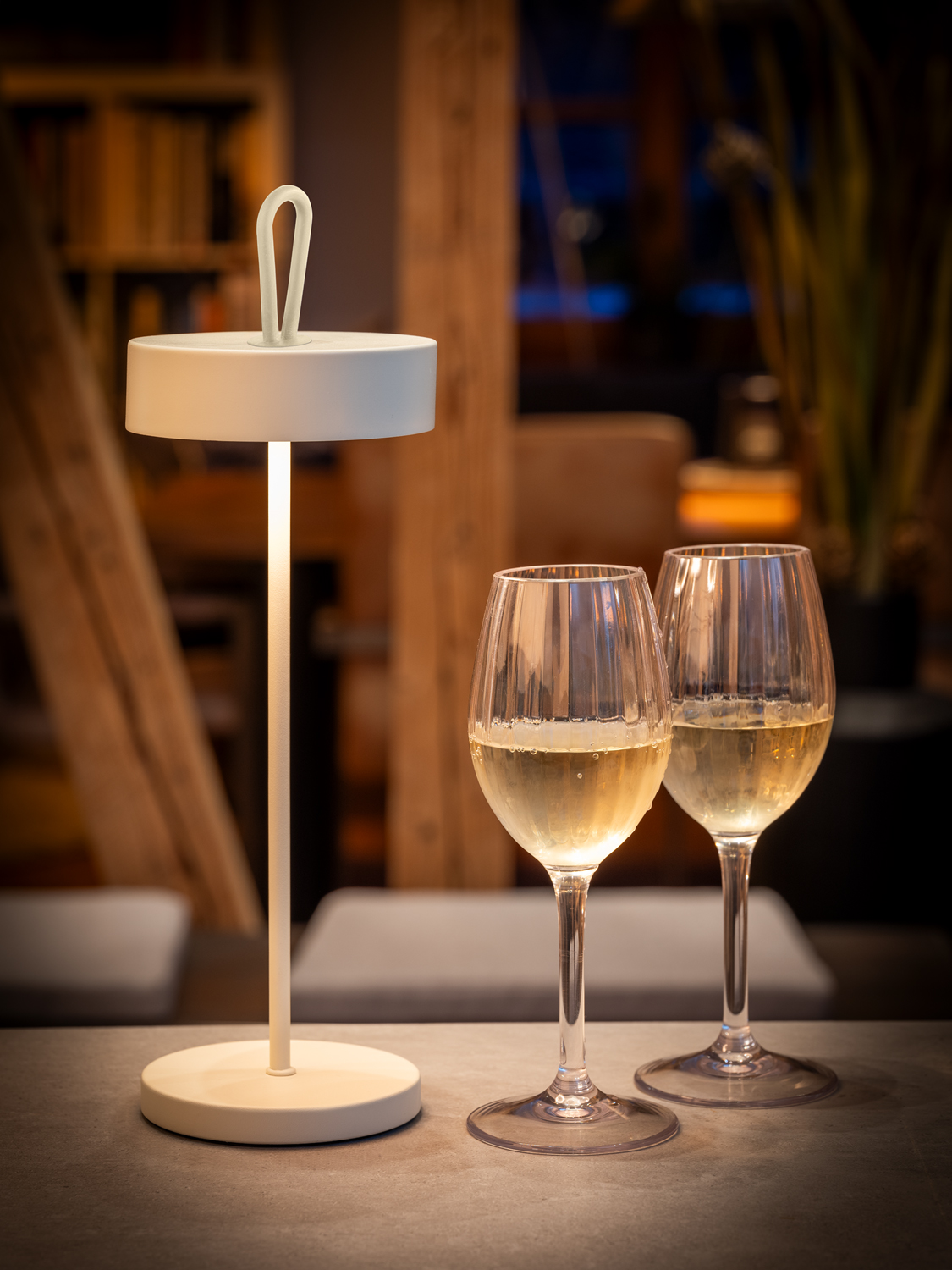 Tischleuchte CLEO, Metall, 1 x LED 2,5 W/ 200 lm, D: 12 cm, H: 30,5 cm, Farbe: whisper white