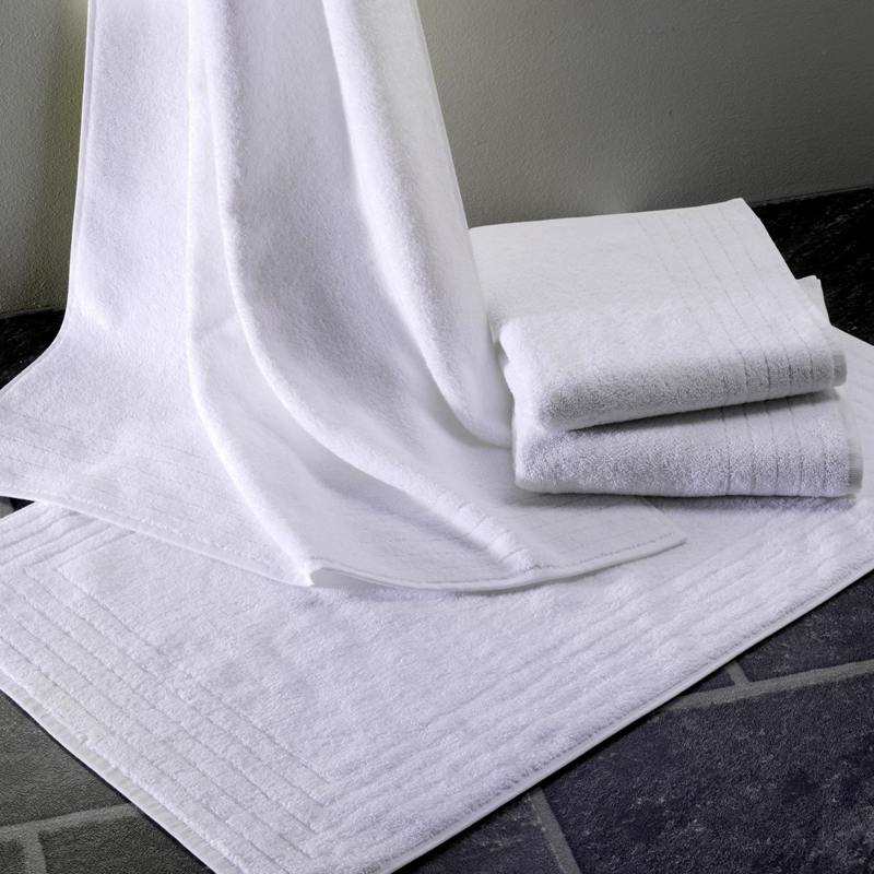 Luxor - Zwirnfrottier m. Streifenbordüre, 600 g/ m²