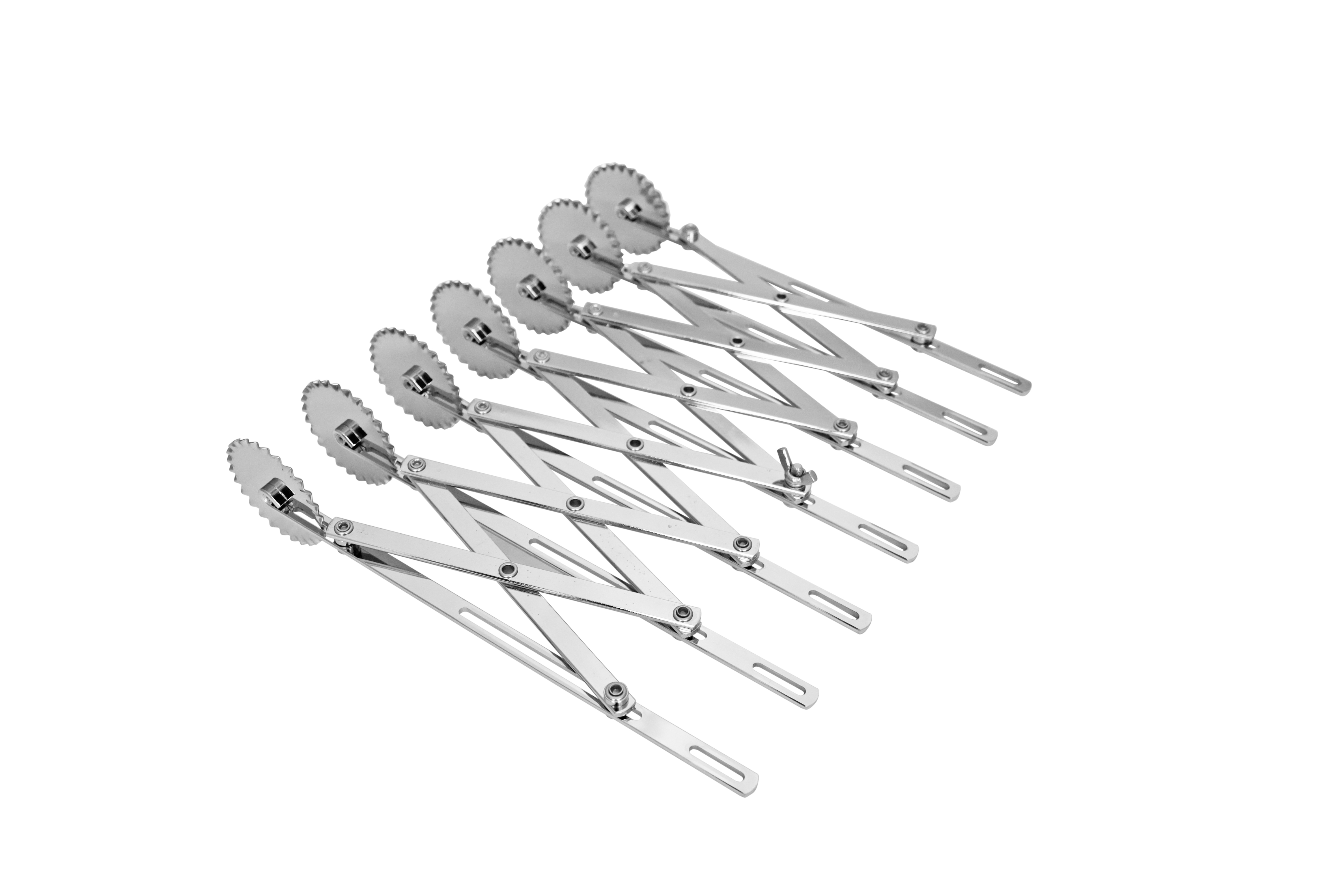 Teigschneider, einfach, 7 Rädchen, gezackt