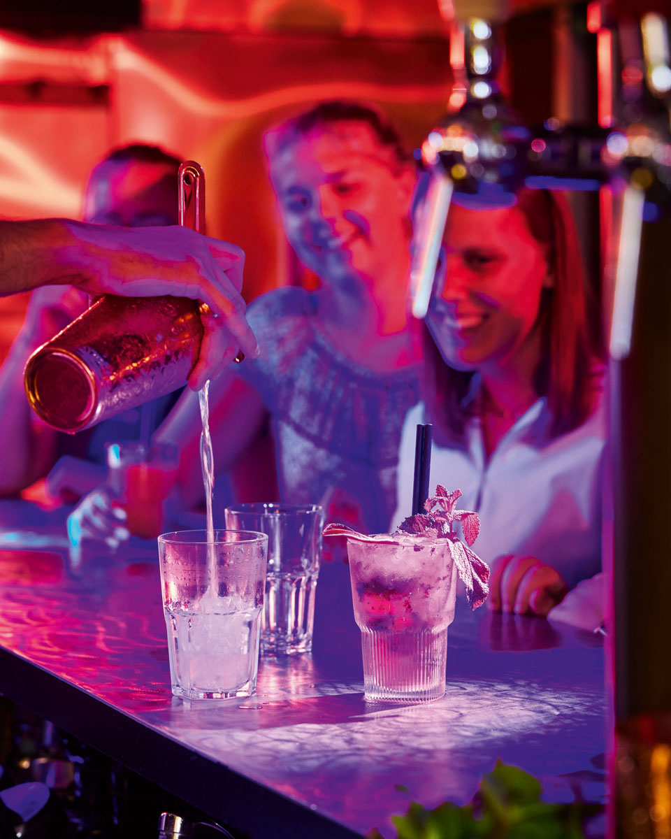 Becher Starline stpb. 27 cl m. Füllstrich 0.2 ltr. |-|, Inhalt: 270 ml, H: 100 mm, D: 85 mm