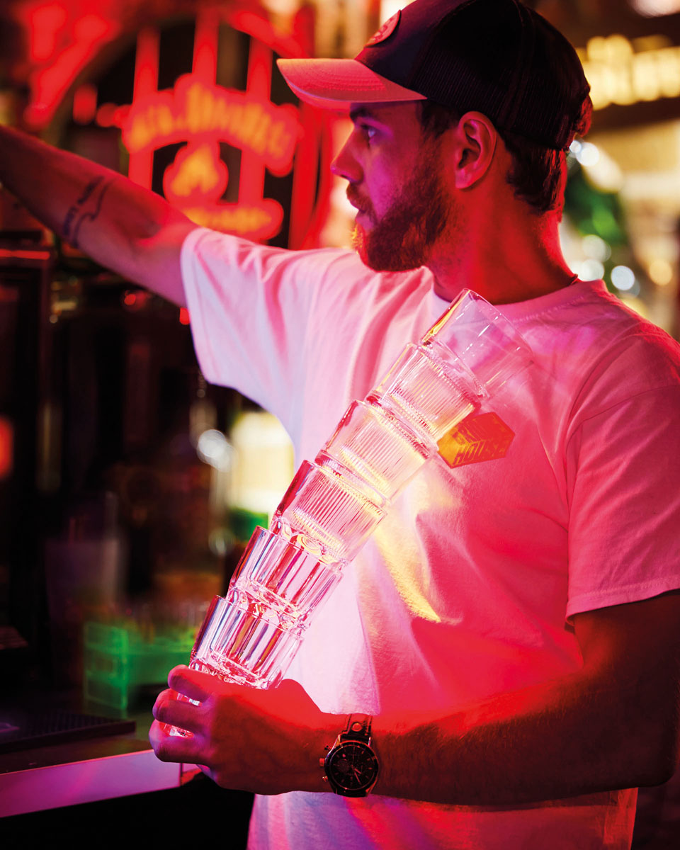 Becher Starline stpb. 27 cl m. Füllstrich 0.2 ltr. |-|, Inhalt: 270 ml, H: 100 mm, D: 85 mm