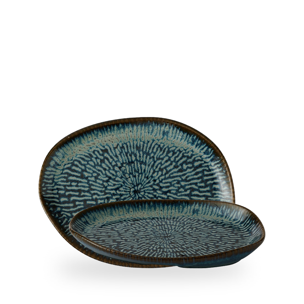 Churchill, Envisage Cascade : Sapphire Blue - Teller länglich organisch, 26 x 20 cm