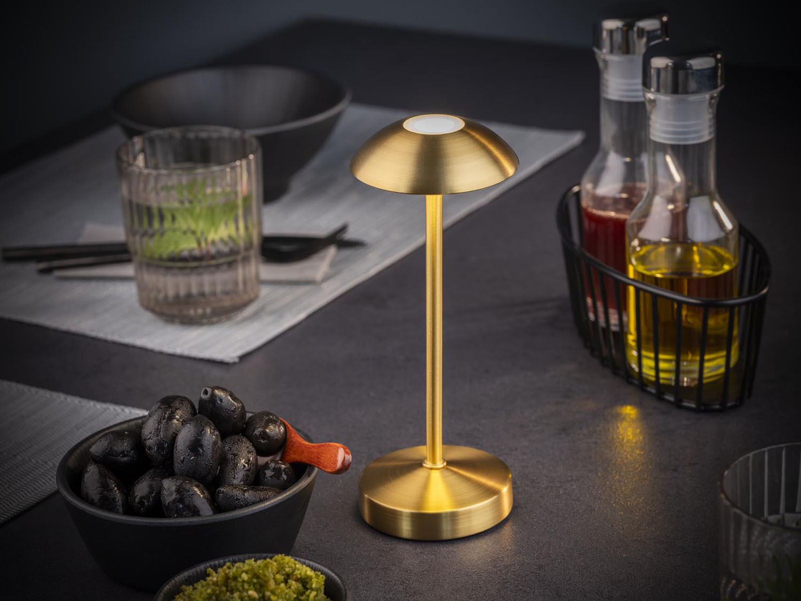 Tischleuchte ALVA, Metall, Farbe: goldfarben, 1x LED 1,0 W / 100 lm, dimmbar in 3 Stufen, D: 8 cm, H: 20 cm